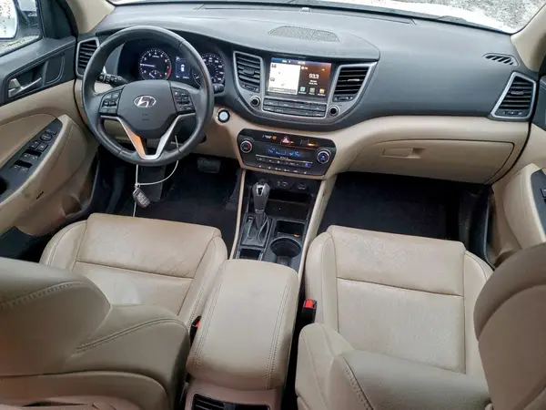 KM8J33A29JU620056 2018 HYUNDAI TUCSON - Image 8
