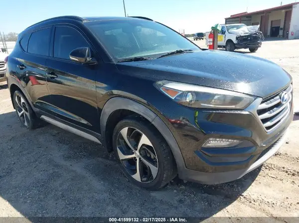 KM8J33A29JU637083 2018 HYUNDAI TUCSON - Image 1