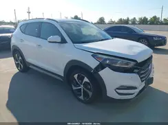 KM8J33A29JU679284 2018 HYUNDAI TUCSON
