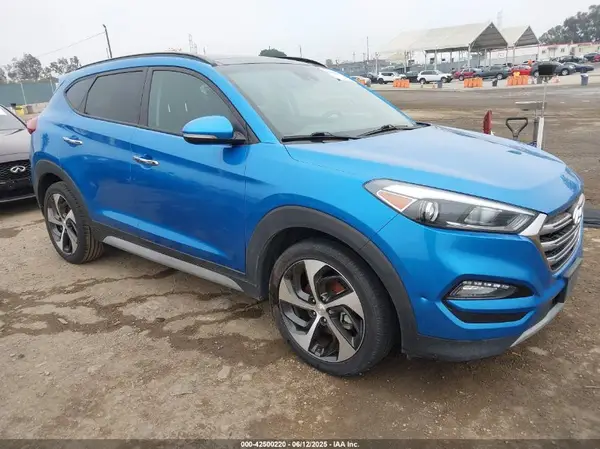 KM8J33A29JU696280 2018 HYUNDAI TUCSON - Image 1