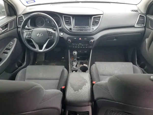 KM8J33A29JU697073 2018 HYUNDAI TUCSON - Image 8
