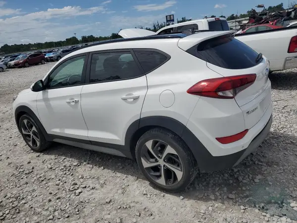 KM8J33A29JU703180 2018 HYUNDAI TUCSON - Image 2