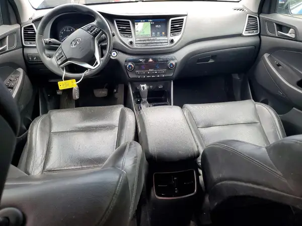 KM8J33A29JU708878 2018 HYUNDAI TUCSON - Image 8