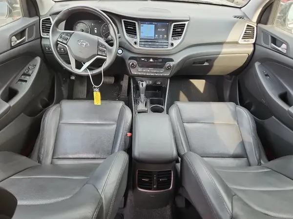 KM8J33A29JU747874 2018 HYUNDAI TUCSON - Image 8
