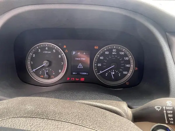 KM8J33A29JU782821 2018 HYUNDAI TUCSON - Image 8