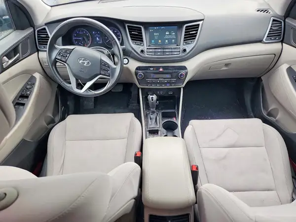 KM8J33A29JU804543 2018 HYUNDAI TUCSON - Image 8