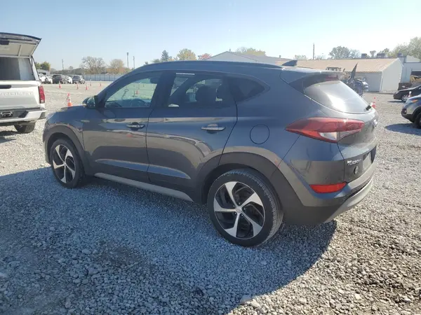 KM8J33A29JU811167 2018 HYUNDAI TUCSON - Image 2