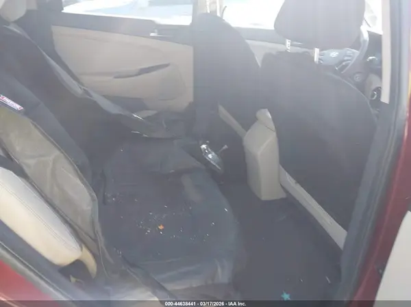 KM8J33A2XGU024348 2016 HYUNDAI TUCSON - Image 8