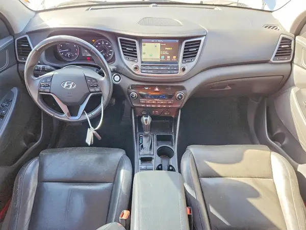 KM8J33A2XGU029081 2016 HYUNDAI TUCSON - Image 8