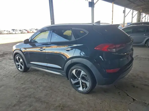 KM8J33A2XGU033390 2016 HYUNDAI TUCSON - Image 2
