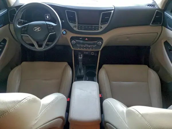 KM8J33A2XGU033390 2016 HYUNDAI TUCSON - Image 8
