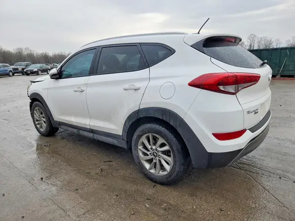 KM8J33A2XGU034541 2016 HYUNDAI TUCSON - Image 2