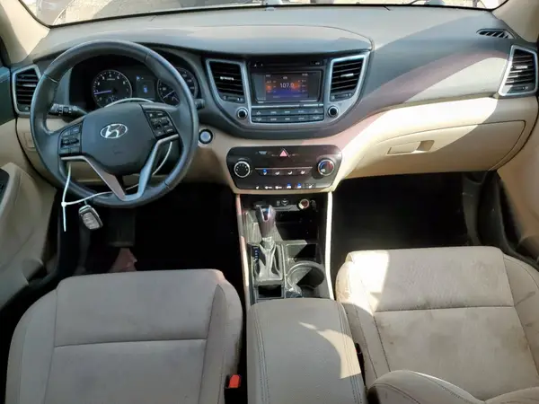 KM8J33A2XGU036340 2016 HYUNDAI TUCSON - Image 8