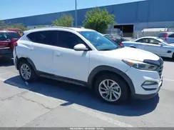 KM8J33A2XGU047015 2016 HYUNDAI TUCSON