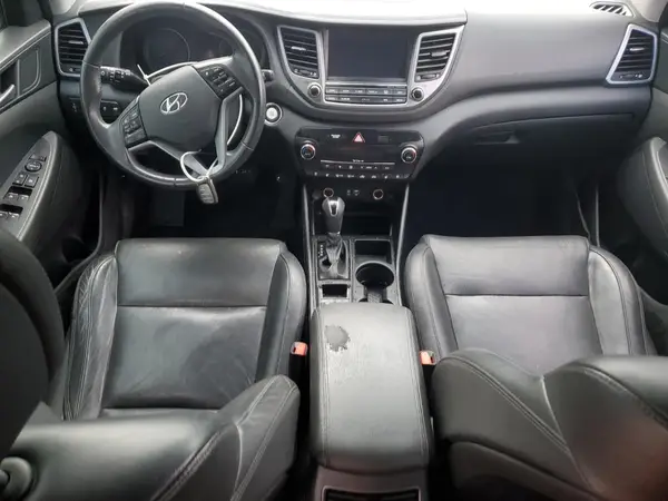 KM8J33A2XGU064218 2016 HYUNDAI TUCSON - Image 8