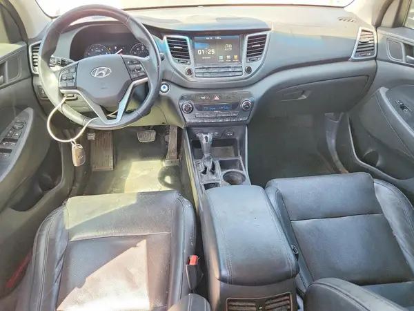 KM8J33A2XGU084338 2016 HYUNDAI TUCSON - Image 8