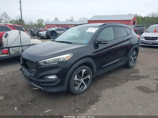 KM8J33A2XGU089054 2016 HYUNDAI TUCSON - Image 2
