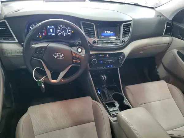 KM8J33A2XGU089765 2016 HYUNDAI TUCSON - Image 8