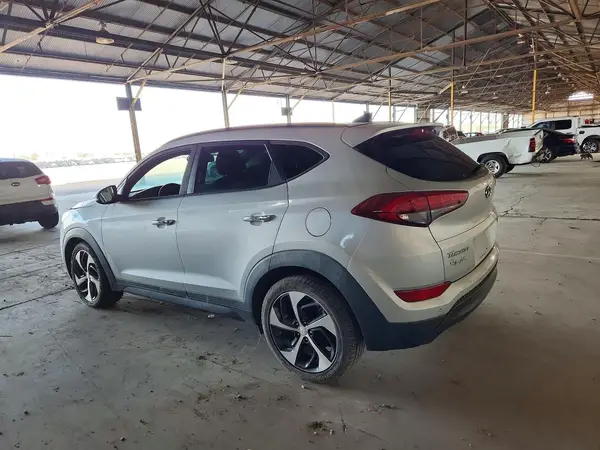 KM8J33A2XGU091869 2016 HYUNDAI TUCSON - Image 2