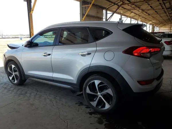 KM8J33A2XGU103275 2016 HYUNDAI TUCSON - Image 2