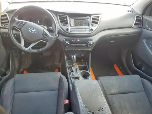 KM8J33A2XGU112140 2016 HYUNDAI TUCSON - Image 8
