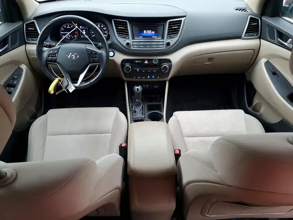 KM8J33A2XGU124479 2016 HYUNDAI TUCSON - Image 8