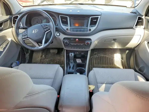 KM8J33A2XGU128080 2016 HYUNDAI TUCSON - Image 8
