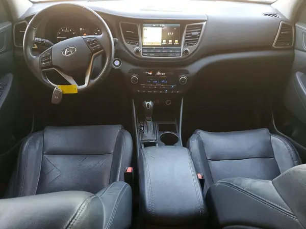 KM8J33A2XGU128337 2016 HYUNDAI TUCSON - Image 8
