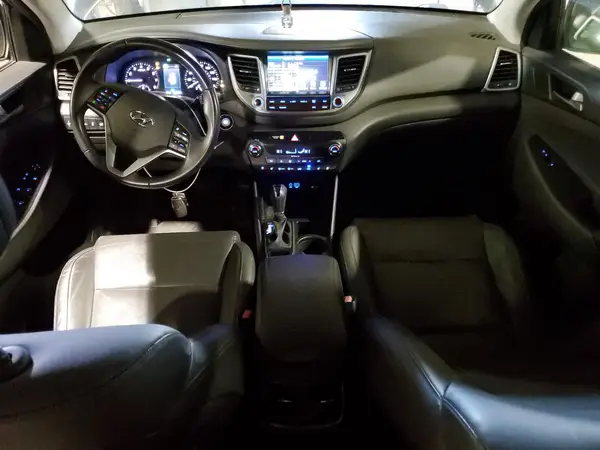 KM8J33A2XGU129570 2016 HYUNDAI TUCSON - Image 8