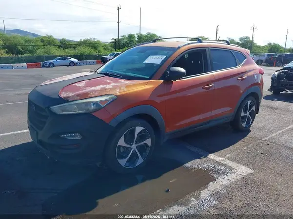 KM8J33A2XGU143145 2016 HYUNDAI TUCSON - Image 2