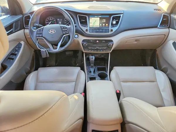 KM8J33A2XGU144702 2016 HYUNDAI TUCSON - Image 8
