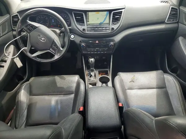 KM8J33A2XGU146028 2016 HYUNDAI TUCSON - Image 8