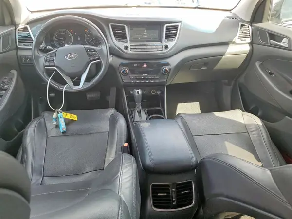 KM8J33A2XGU151844 2016 HYUNDAI TUCSON - Image 8