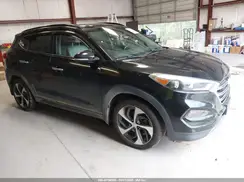 KM8J33A2XGU152086 2016 HYUNDAI TUCSON