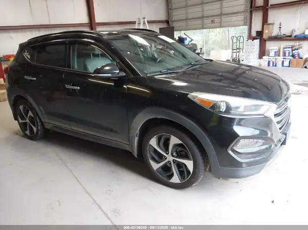 KM8J33A2XGU152086 2016 HYUNDAI TUCSON - Image 1