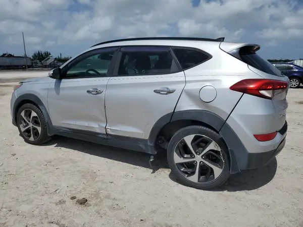 KM8J33A2XGU155019 2016 HYUNDAI TUCSON - Image 2