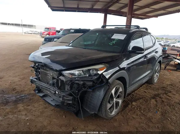 KM8J33A2XGU156140 2016 HYUNDAI TUCSON - Image 2
