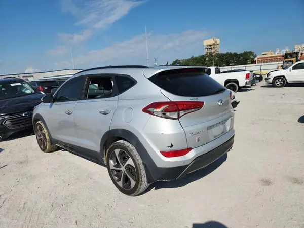 KM8J33A2XGU161158 2016 HYUNDAI TUCSON - Image 2