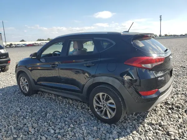 KM8J33A2XGU165002 2016 HYUNDAI TUCSON - Image 2