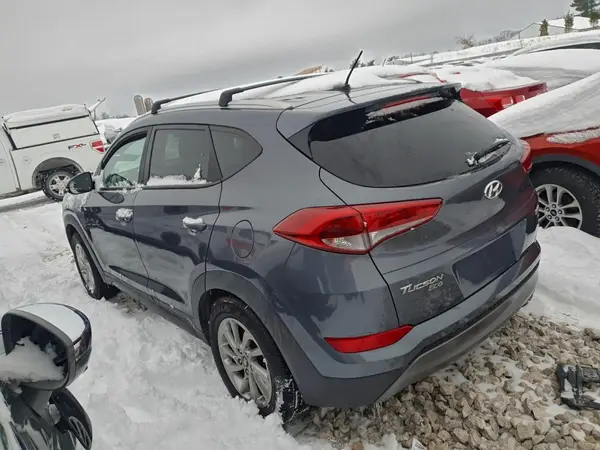 KM8J33A2XGU165680 2016 HYUNDAI TUCSON - Image 2