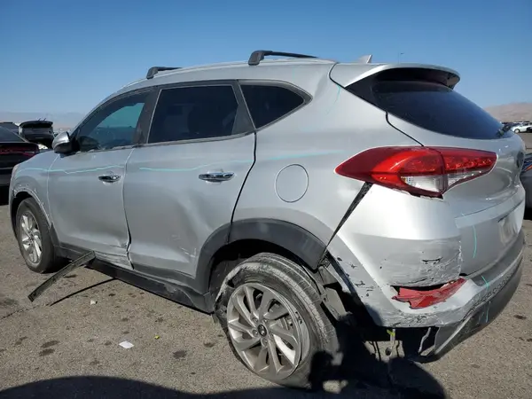 KM8J33A2XGU179983 2016 HYUNDAI TUCSON - Image 2