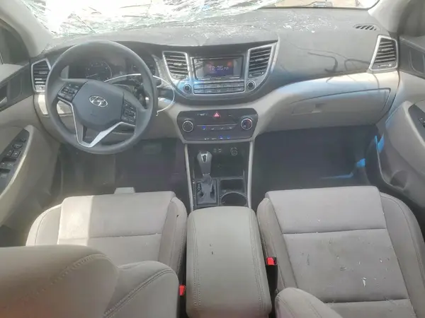 KM8J33A2XGU183029 2016 HYUNDAI TUCSON - Image 8