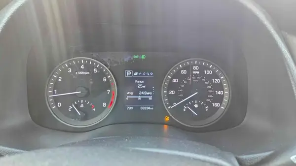 KM8J33A2XGU186920 2016 HYUNDAI TUCSON - Image 8