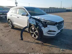KM8J33A2XGU189543 2016 HYUNDAI TUCSON