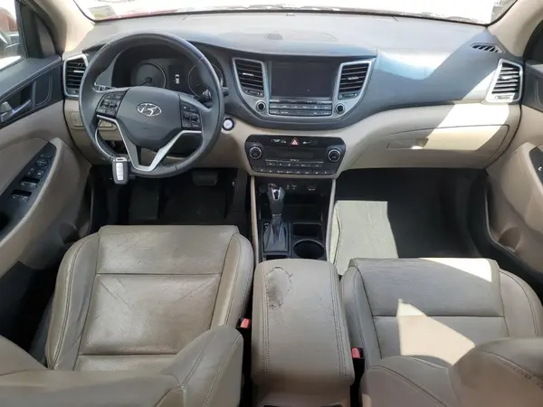 KM8J33A2XGU205692 2016 HYUNDAI TUCSON - Image 8