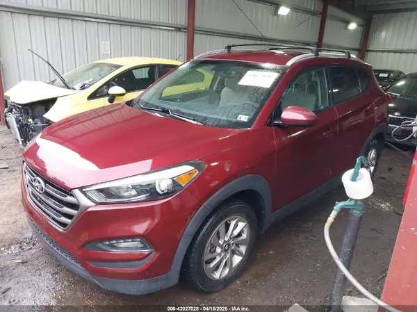 KM8J33A2XGU211024 2016 HYUNDAI TUCSON - Image 2
