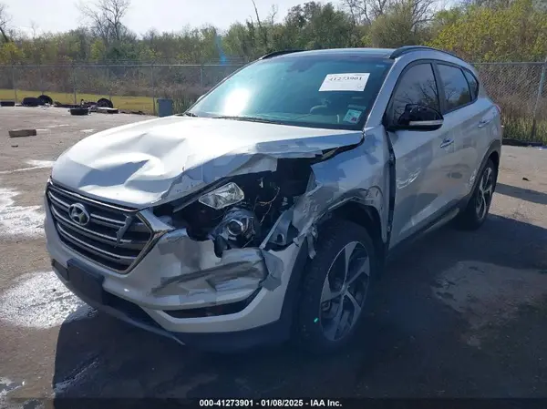 KM8J33A2XGU249708 2016 HYUNDAI TUCSON - Image 2