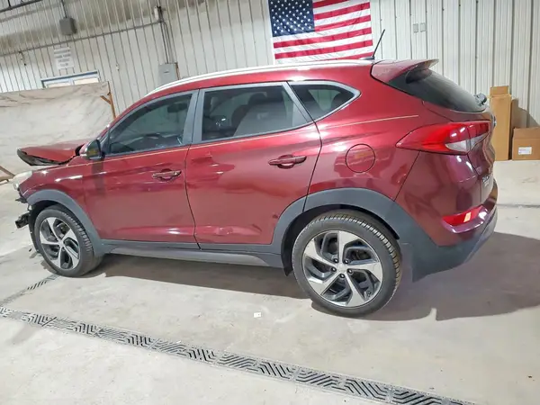 KM8J33A2XGU251295 2016 HYUNDAI TUCSON - Image 2