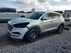 KM8J33A2XGU256027 2016 HYUNDAI TUCSON