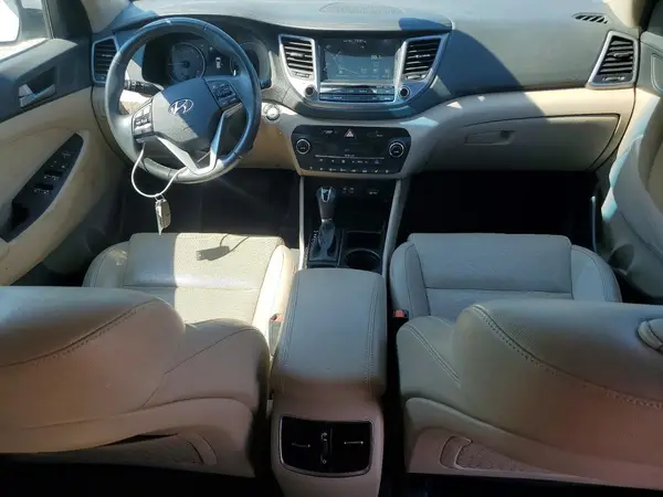 KM8J33A2XGU257355 2016 HYUNDAI TUCSON - Image 8